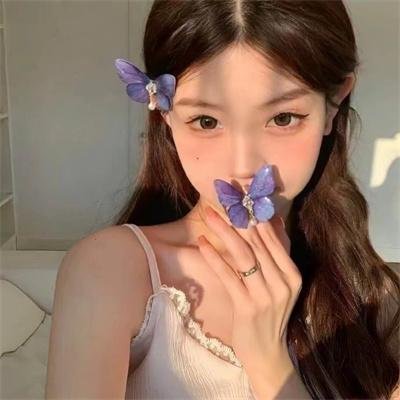 艳谍飘香